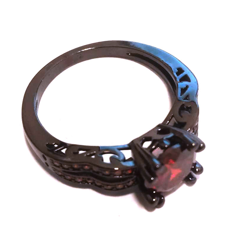 Anillo Acero Gótico Negro Circonita Roja - URA Moto