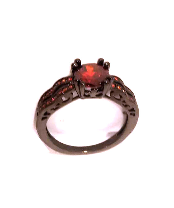 Anillo Acero Gótico Negro Circonita Roja - URA Moto