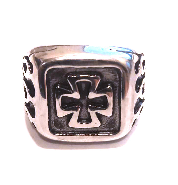 Anillo Acero Sello Cuadrado Cruz Malta Llamas Laterales - URA Moto