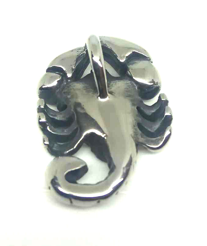 Colgante Acero Inoxidable Escorpión - URA Moto