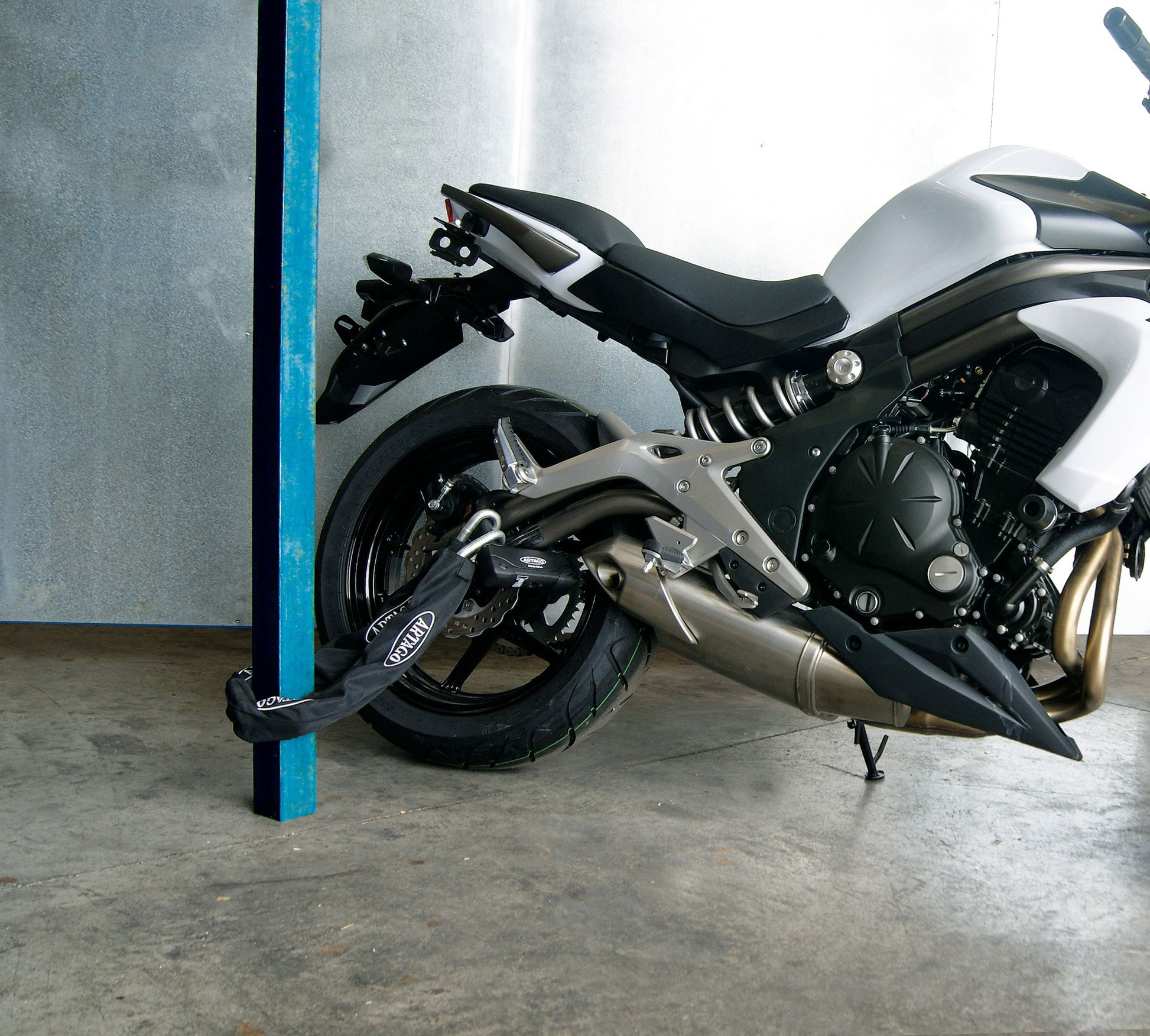 Antirrobo Moto Artago  U 18ART120 - URA Moto