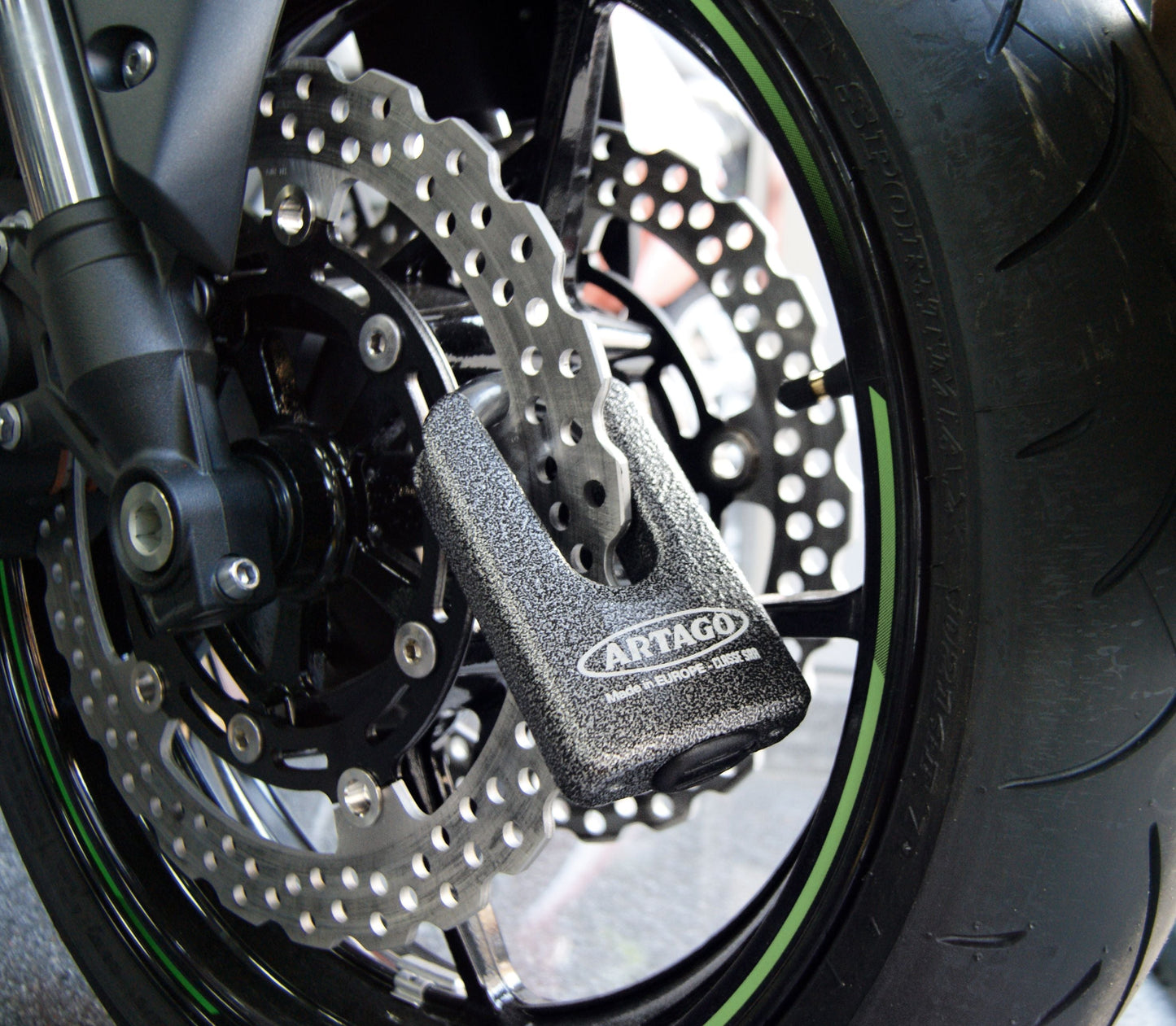 Antirrobo Moto Cadena Artago 69DUO T150 - URA Moto