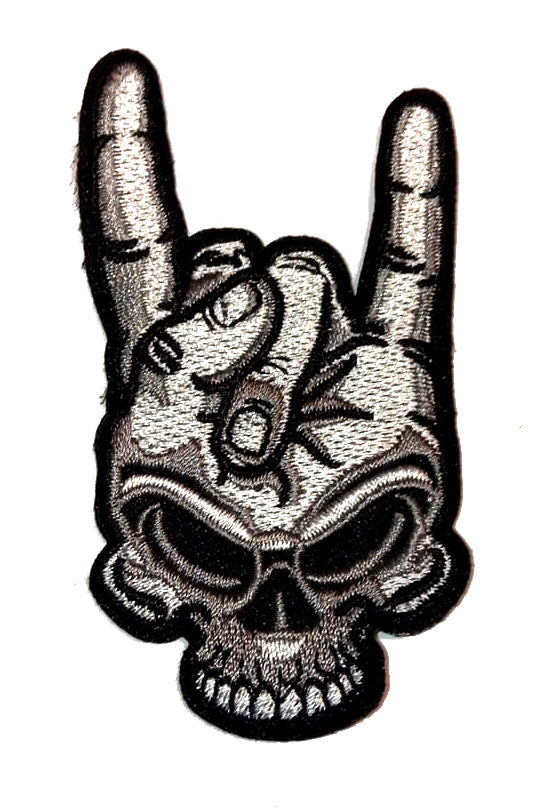 Parche Bordado Calavera Cuernos Gris - URA Moto