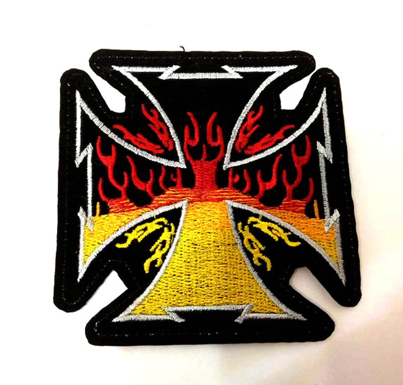 Parche Bordado Cruz Malta Llamas Interior - URA Moto