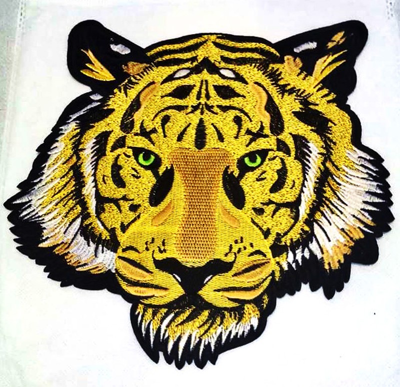 Parche Bordado Tigre Ojos Verdes - URA Moto