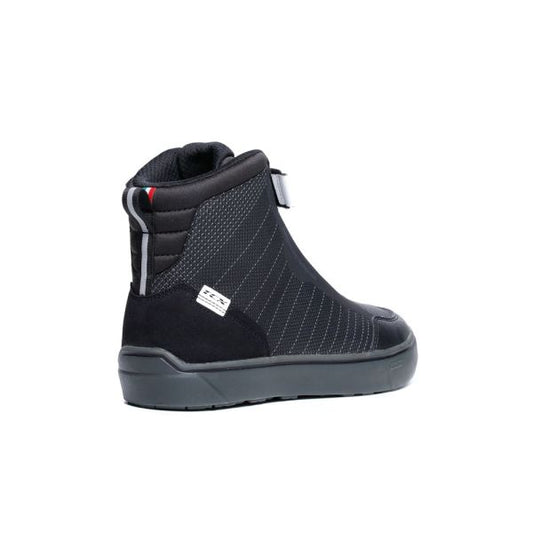 Bota TCX Ikasu 2 WP Black/White - Homologada CE EN 13634