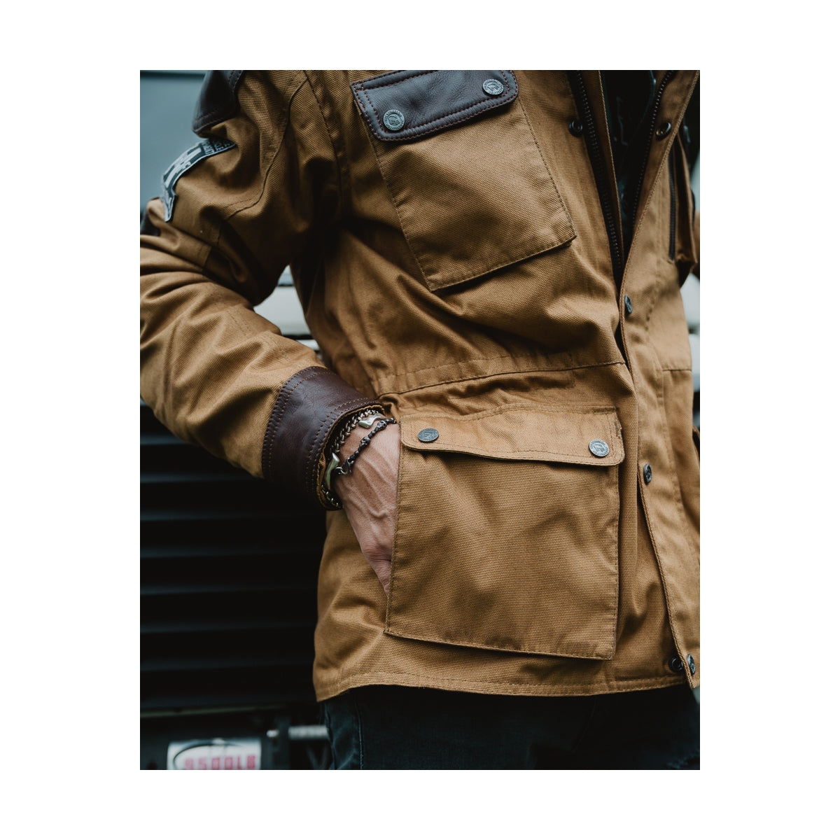 Chaqueta Moto Holy Freedom Quattro Wax Havana Marrón - URA Moto